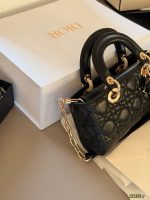 DIOR LADY DIOR JOY SIZE : 22CM - Image 5