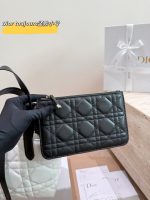 𝑫𝒊𝒐𝒓 𝒕𝒐𝒖𝒋𝒐𝒖𝒓𝒔 bag size：18*17cm - Image 4