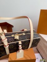 LOUIS VUITTON lv BAG size：26*13cm - Image 6