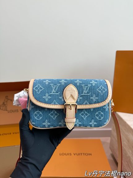 LOUIS VUITTON lv Nano Diane SIZE : 20CM