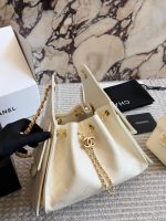 CHANEL 25 BAG SIZE : 22CM / 26CM - Image 9