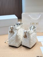 DIOR D-MOTION SIZE :  23 25cm / 18 20cm - Image 8