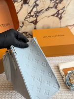 LOUIS VUITTON lv ON THE GO BAG size： 25*20cm - Image 4