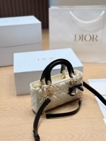 DIOR LADY DIOR JOY SIZE : 22CM - Image 5