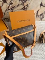 LOUIS VUITTON lv BAG SIZE :  23 X 15cm - Image 6