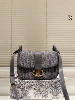 DIOR  MONTAIGNE BAG SIZE :  24×17x9cm - Image 7
