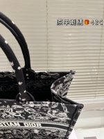 DIOR BOOK TOTE SIZE : 42 CM - Image 6