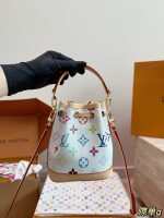 LOUIS VUITTON lv  NANO BUGKET size：13*16cm - Image 3