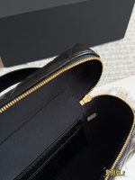 CHANEL 25C LP vanity  size : 19x 12 cm - Image 9