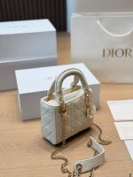 DIOR LADY DIOR SIZE : 17CM - Image 7