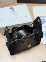 CHANEL 25 BAG SIZE : 22CM / 26CM - Image 10