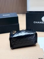 CHANEL 25 BAG SIZE : 22CM / 26CM - Image 7