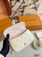 LOUIS VUITTON lv Nano Diane SIZE : 20CM - Image 7