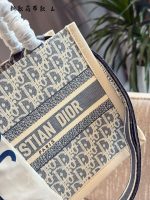 DIOR BOOK TOTE SIZE : 25 / 35 CM - Image 8