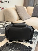 DIOR Oblique Saddle BACKPACK size : 41.5 x 26.5 x 17.5 cm - Image 4