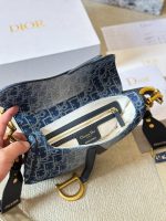 DIOR SADDLE SIZE : 25 X 20cm - Image 7