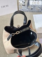 DIOR toujours bag size :30 X 20cm - Image 9