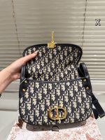 DIOR  MONTAIGNE BAG SIZE : 23 x 15cm - Image 8