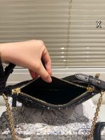 DIOR Diorstar Hobo SIZE : 22×14.5x10cm - Image 10