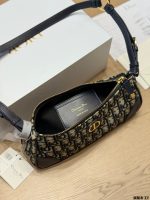 DIOR ✦ 30 Montaigne Wanderlust size : 26x 12x7 cm - Image 2