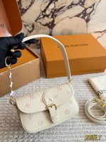 LOUIS VUITTON lv Nano Diane SIZE : 20CM