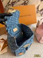LOUIS VUITTON lv BACKPACK  SIZE :  20*20cm - Image 9
