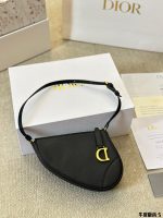DIOR SADDLE SIZE :  20x15×4 CM - Image 11