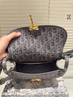 DIOR  MONTAIGNE BAG SIZE :  24×17x9cm - Image 10