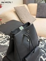 DIOR Oblique Saddle BACKPACK size : 41.5 x 26.5 x 17.5 cm - Image 10
