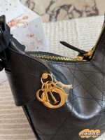 DIOR VOYAGE size: 21 20cm/29 24cm - Image 3