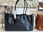 CELINE tote size : 44 x 26cm