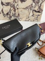 CELINE hobo bag size : 32 x 15cm - Image 4