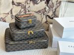 Celine vanity toiletry bag size：  35 × 25 × 10（cm）/28 × 16 ×   9（cm）/小号 16  × 11 ×   7（cm） - Image 2
