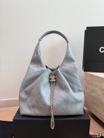 Chanel 26c Hobo tote size :  28X 21 cm - Image 2