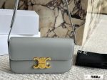 Celine triomphe hobo bag size：20*11cm - Image 4