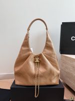 Chanel 26c Hobo tote size :  28X 21 cm - Image 4