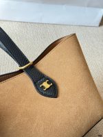 celine Vunque  bucket bag size : 15cm - Image 3