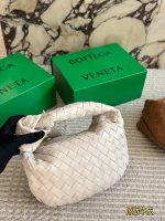 Bottega Veneta BV  Baby Veneta  size:25 X 15cm - Image 6