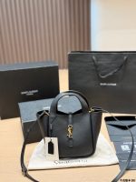 YSL Bea bag tote size : 18 x 16cm - Image 2