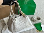 Bottega veneta BV Andiamo size：22 x 16cm - Image 6