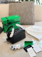 Bottega Veneta BV Mini Loop bag size : 20cm - Image 2
