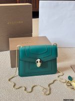 Bvlgari Serpenti Forever size : 20 x 15cm - Image 3