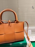 Bottega veneta BV Andiamo size : 24X17 CM - Image 5