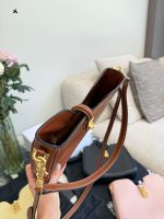 CELINE CAMILLE 16 soft - Image 4