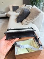 Burberry canvas crossbody bag - Image 4