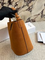 Celine bucket suede hobo bag size : 24*25cm - Image 5