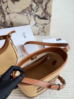 CELINE raffia bucket bag hobo size : 18*22cm - Image 4