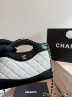 chanel 31bag nano size : 14x20cm - Image 4