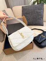 YSL Le 5 à 7 hobo bag size : 23*16*6.5 cm - Image 3
