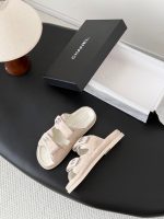 Chanel Velcro beach shoes size： 35-41 - Image 4